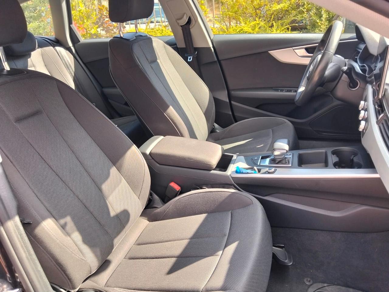 Audi A4 Avant 35 TDI/163 CV S tronic Business Advanced