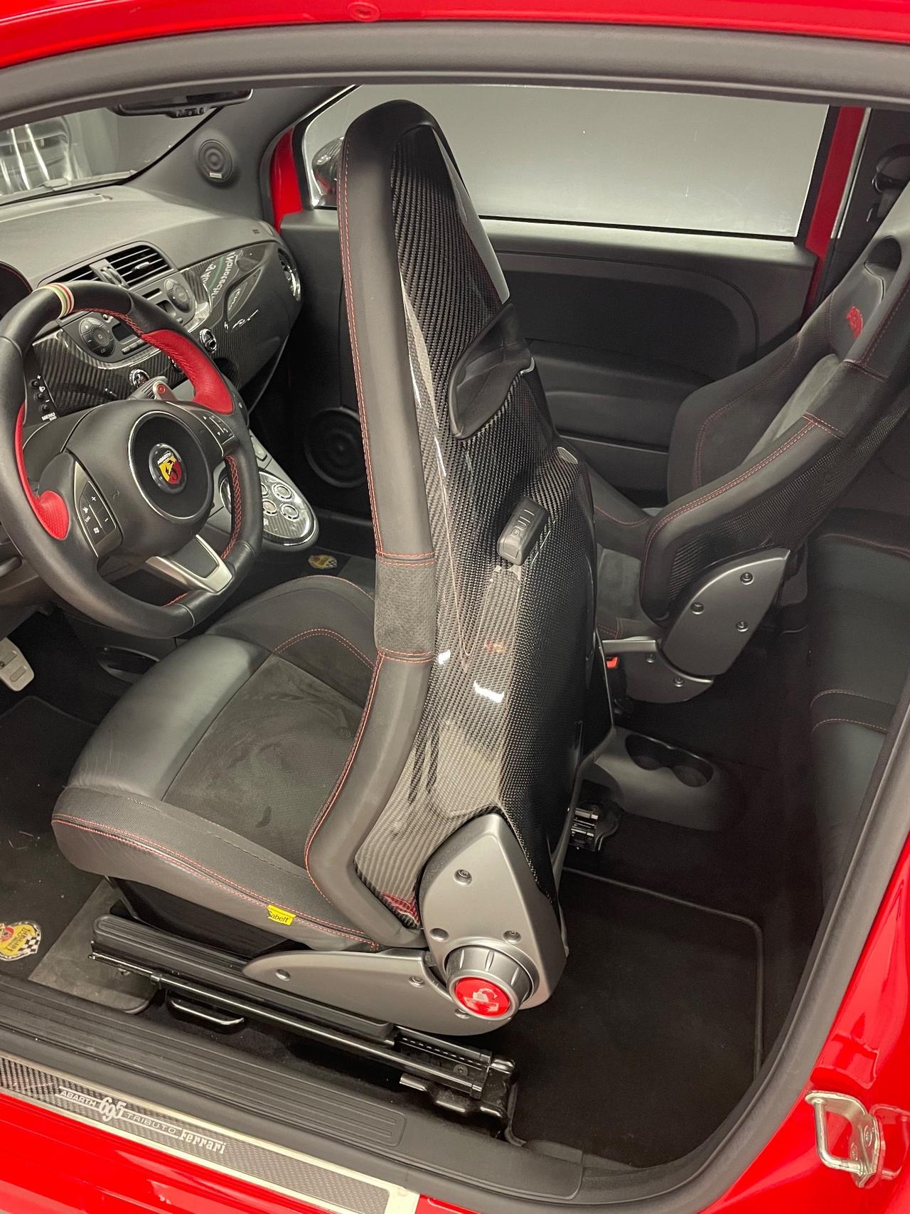 Abarth 695 Tributo Ferrari