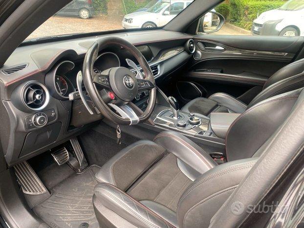 Alfa Romeo Stelvio 2.9 Bi-Turbo V6 510 CV AT8 Quadrifoglio