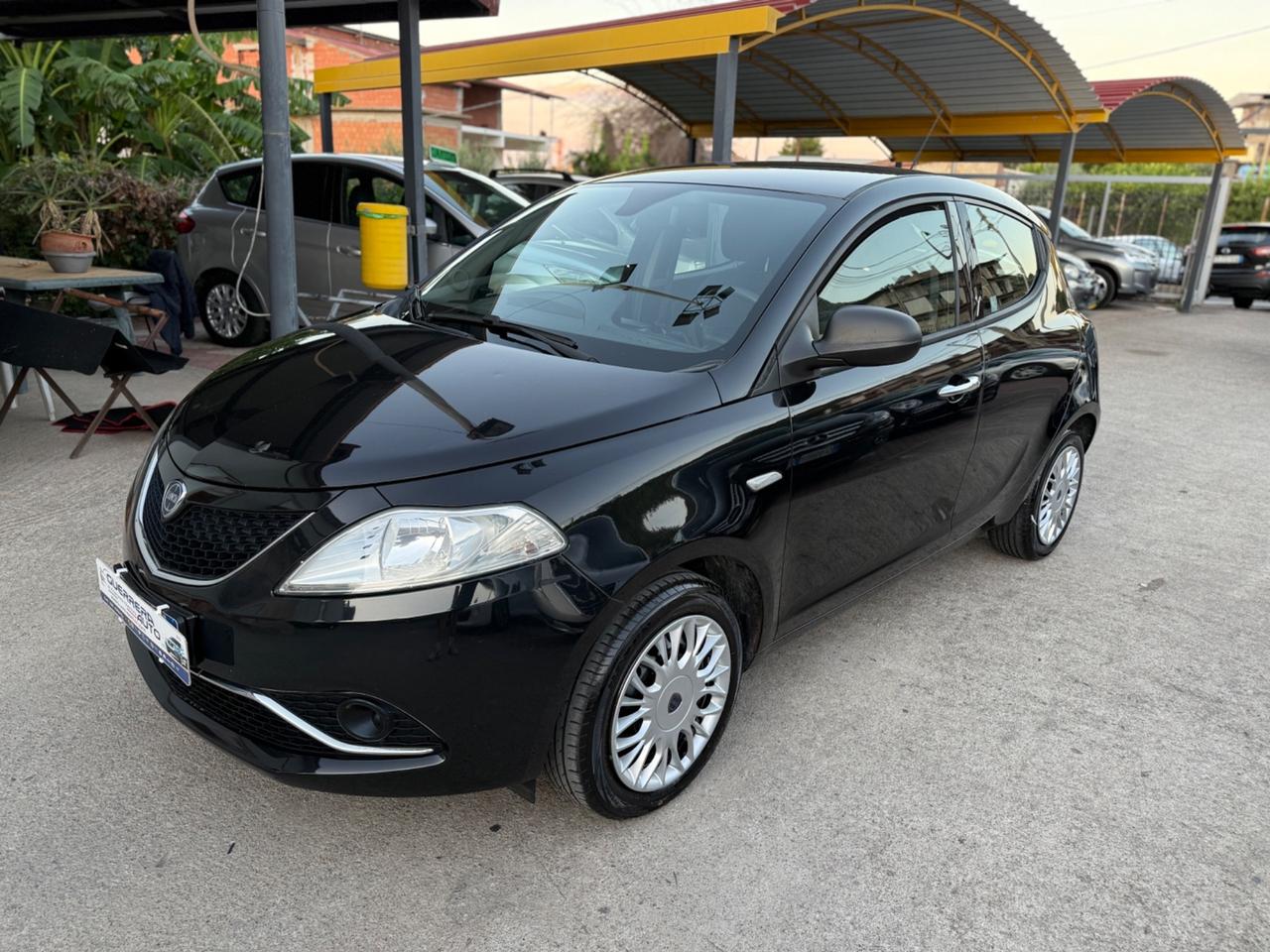 Lancia Ypsilon 1.2 69 CV 5 porte GPL KM CERTIF