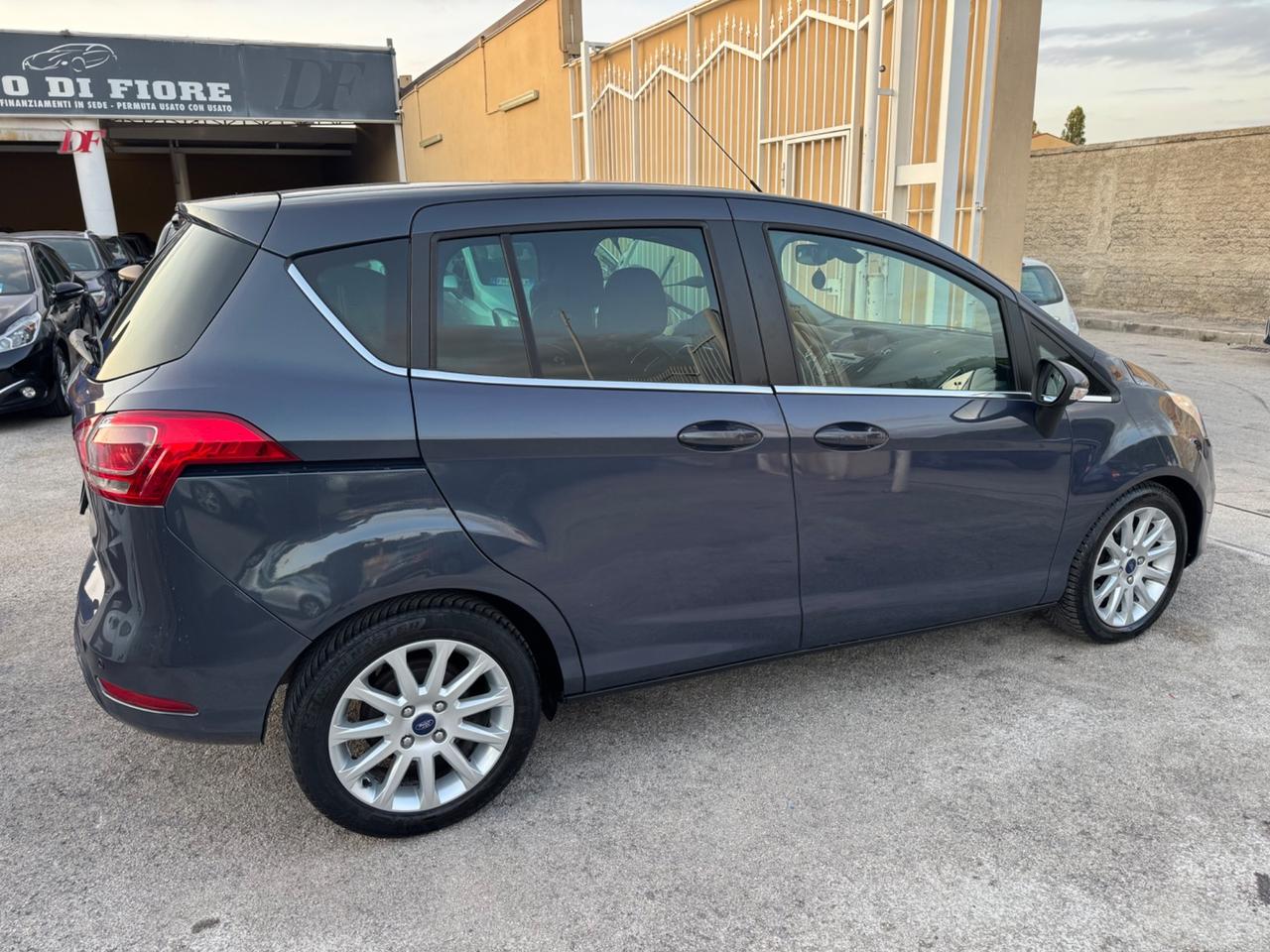 Ford B-Max 1.5 TDCi 75 CV Titanium NAVIGATORE