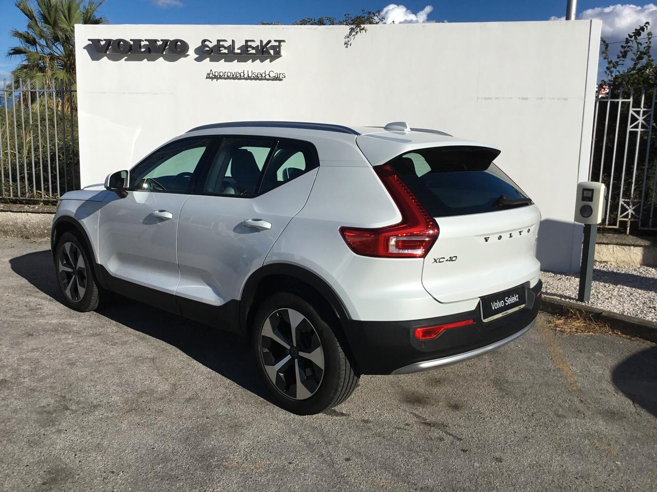 Volvo XC40 B3 automatico Core
