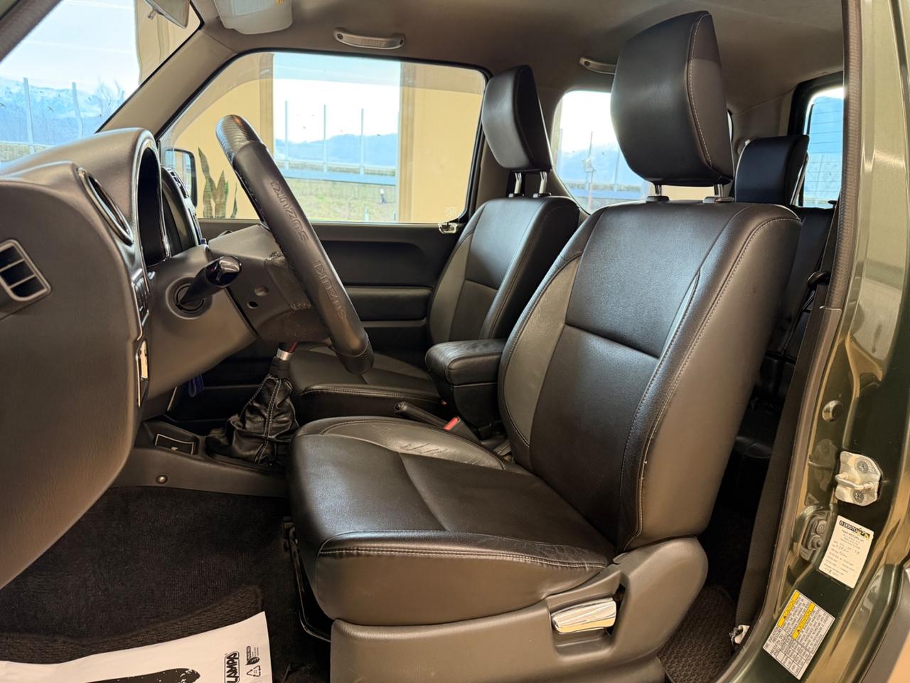 Suzuki Jimny 4X4 Evolution GANCIO TRAINO