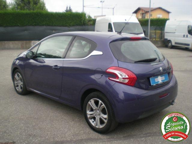 PEUGEOT 208 1.4 8V HDi 68CV 3p. - PRONTA CONSEGNA