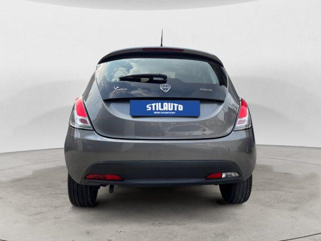 LANCIA Ypsilon 1.0 FireFly 5 porte S&S Hybrid Ecochic Silver