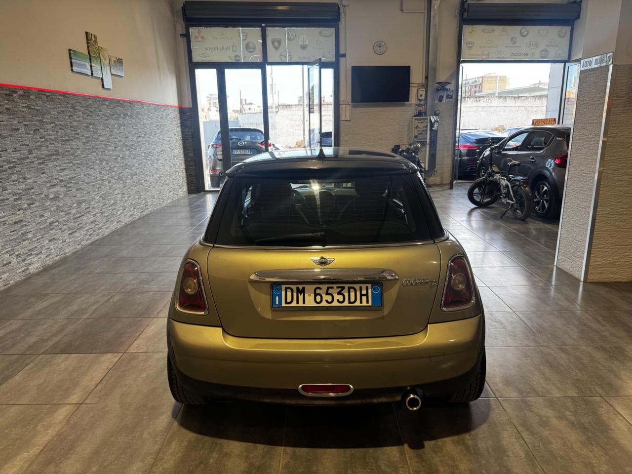 Mini 1.6 16V Cooper D Salt