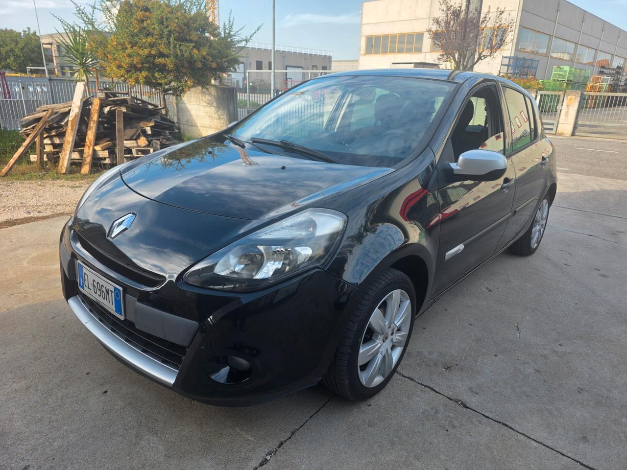 Renault Clio 1.2 16V 5 porte GPL Dynamique