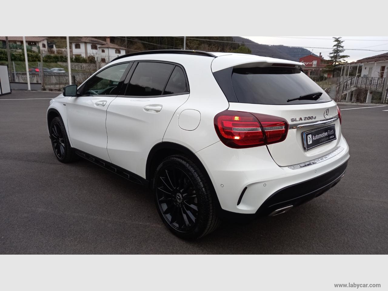 MERCEDES-BENZ GLA 200 Automatic Premium NIGTH EDITION