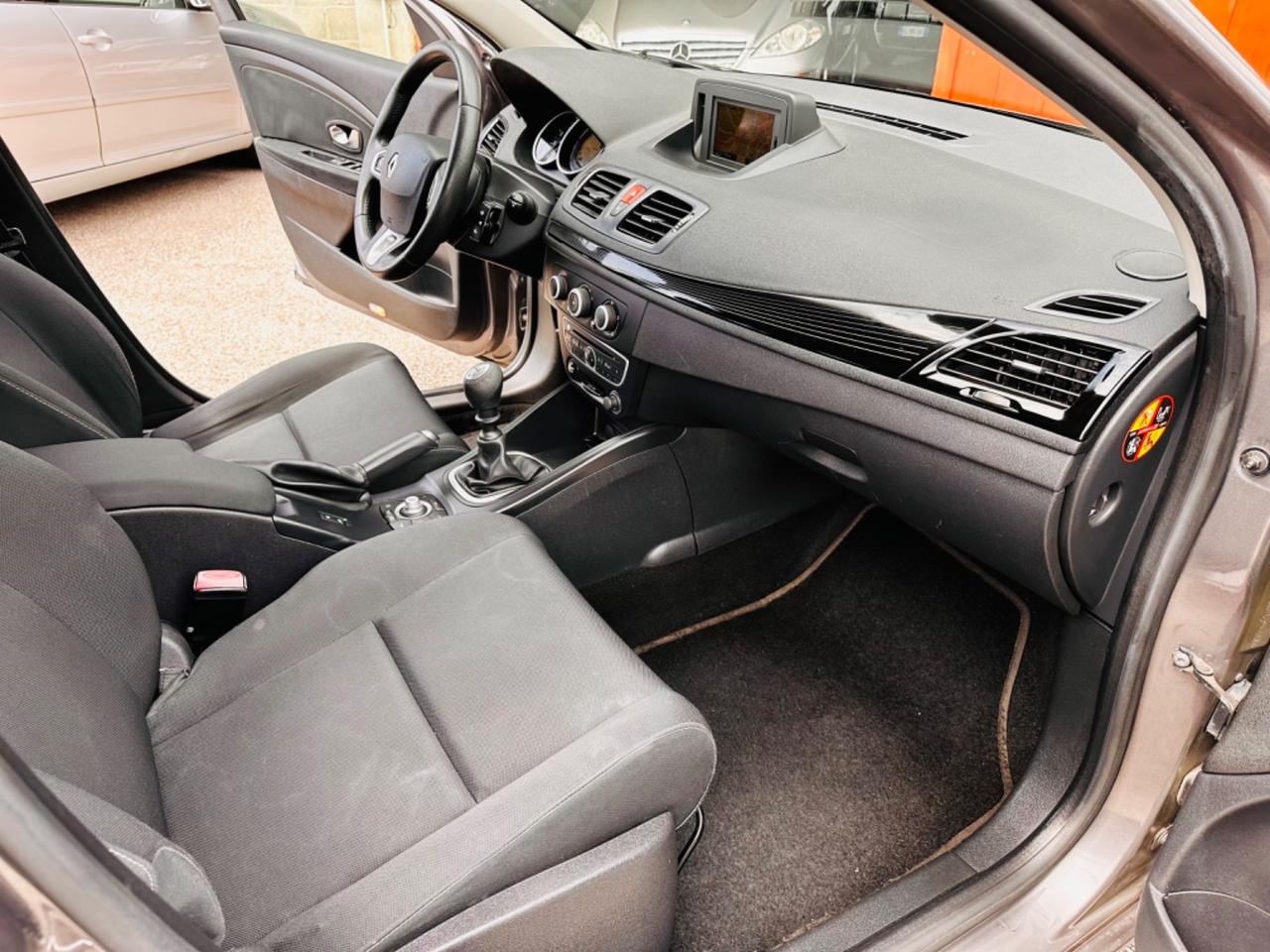 Renault Mégane 1.5 dCi 110CV EDC SporTour GT Line