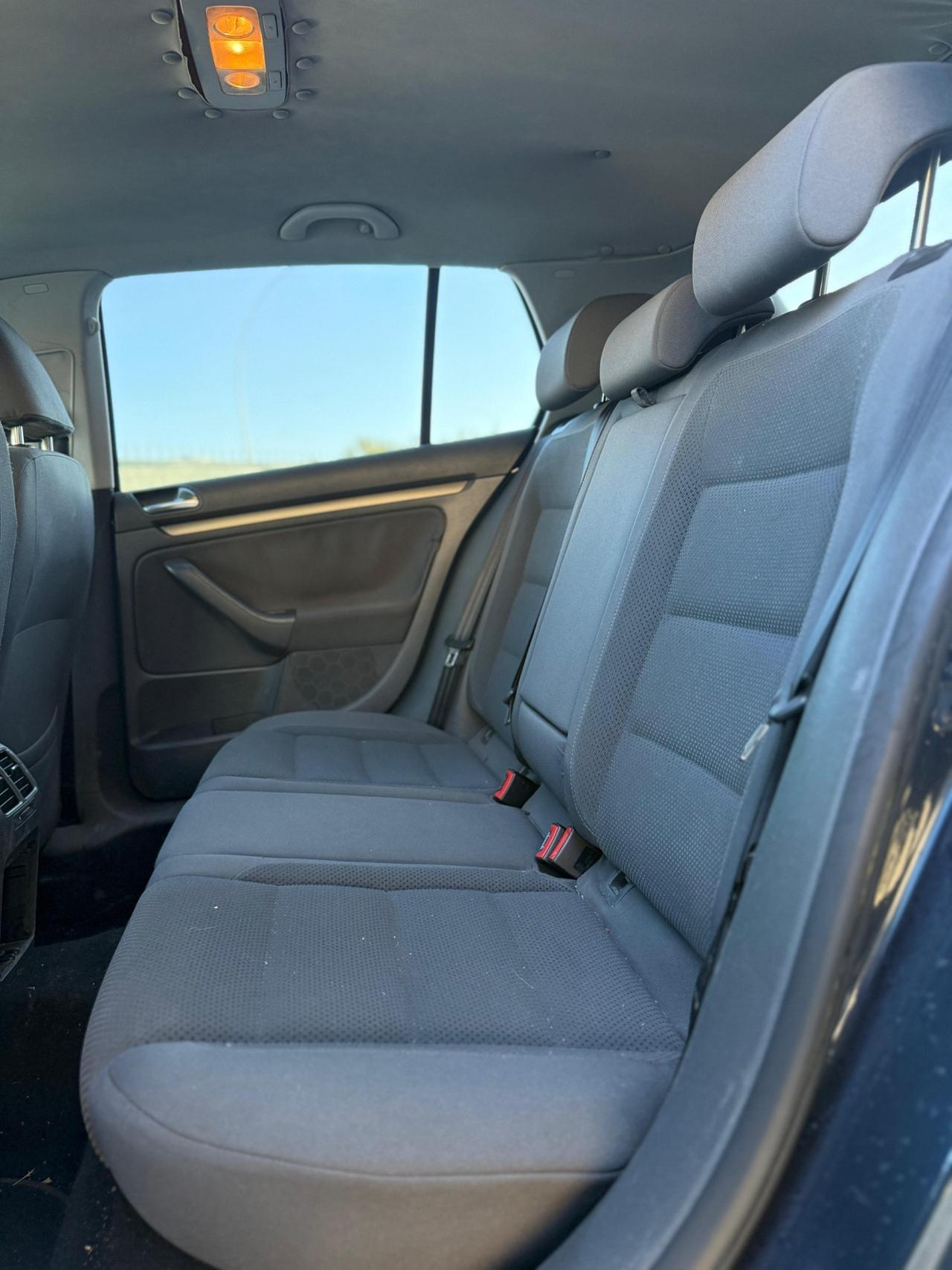 Volkswagen Golf 1.9 TDI 5p. Comfortline
