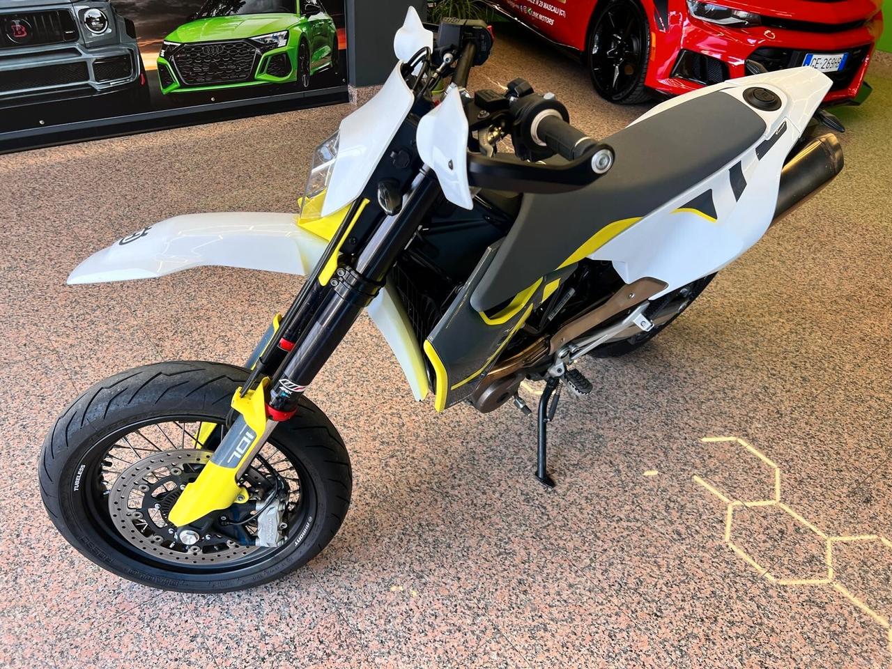 Husqvarna 701 Supermoto - 2023