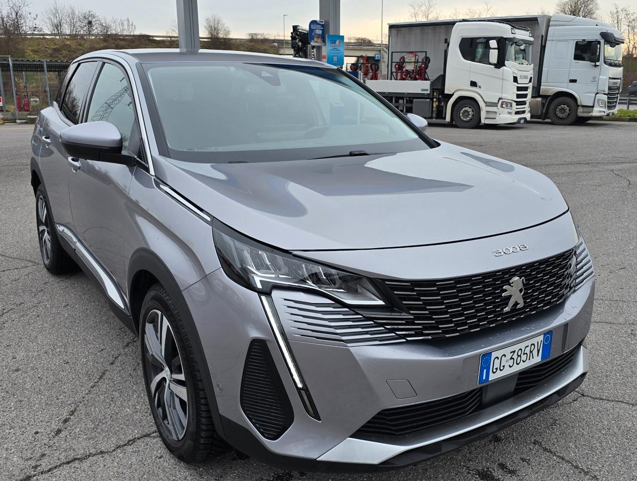 Peugeot 3008 BlueHDi 130 S&S EAT8 Allure