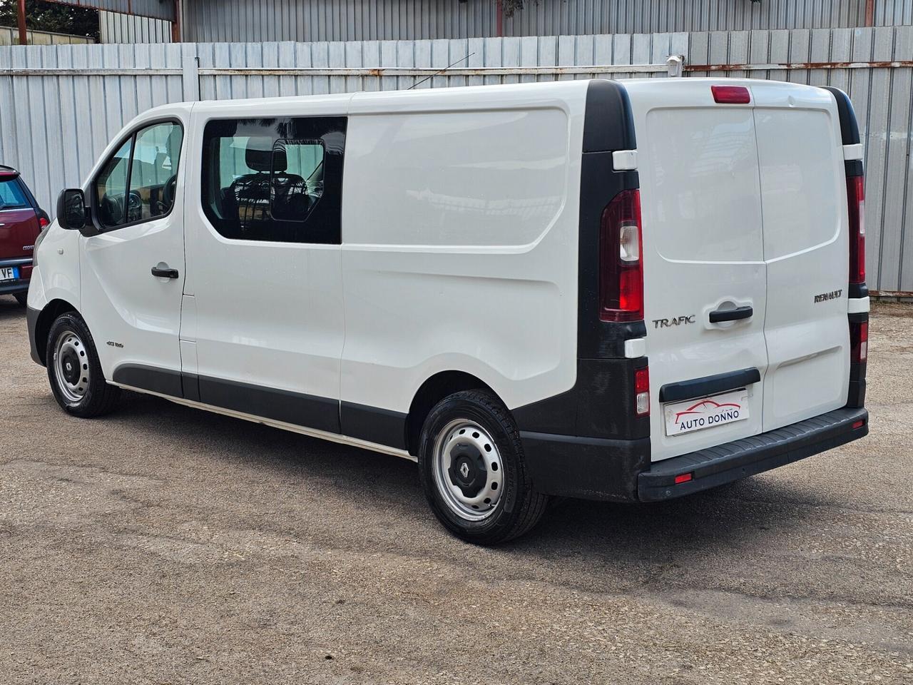 Renault Trafic 1.6 dCi 120cv 6 POSTI + FURGONE