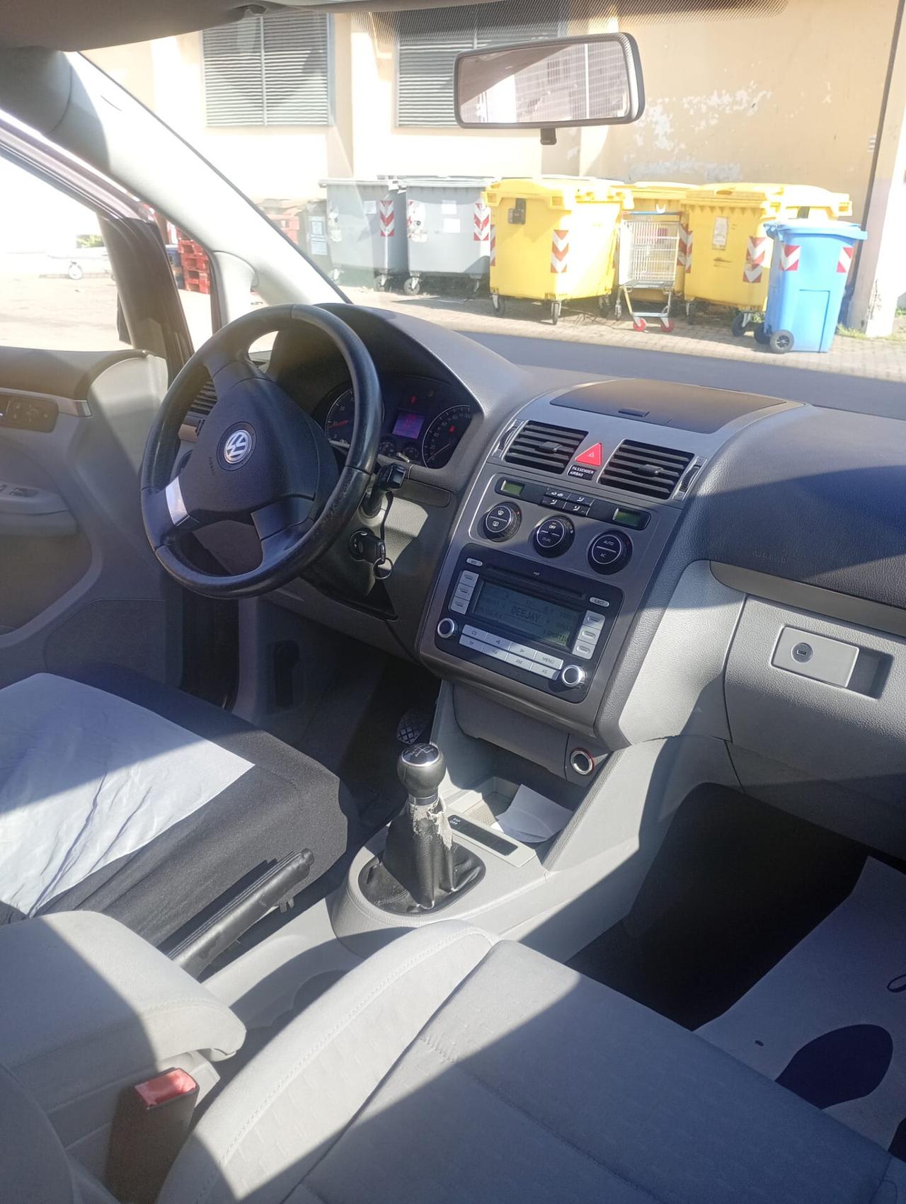 Volkswagen Touran 1.6 Trendline Bifuel G