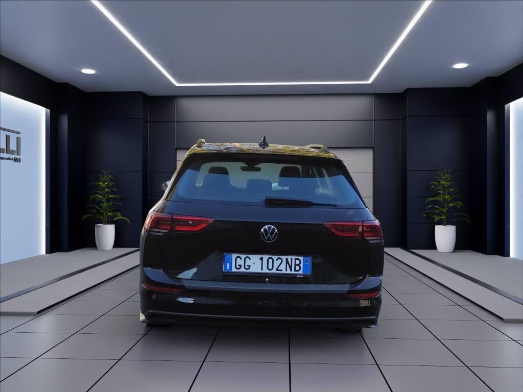 VOLKSWAGEN Golf Variant 1.5 tsi evo Life 130cv del 2021