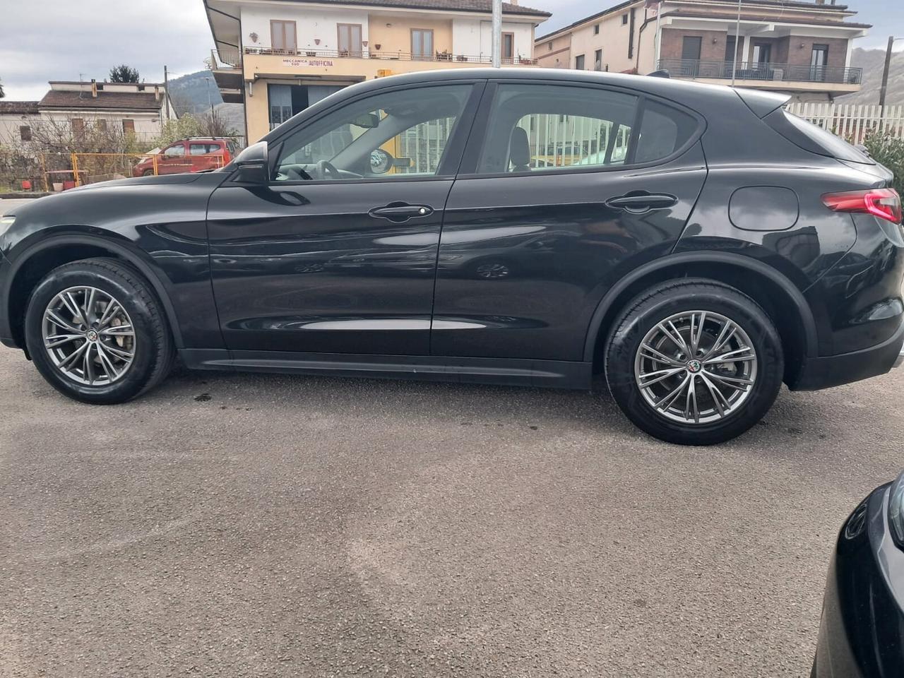 Alfa Romeo Stelvio 2.2 Turbodiesel 210 CV AT8 Q4 Super