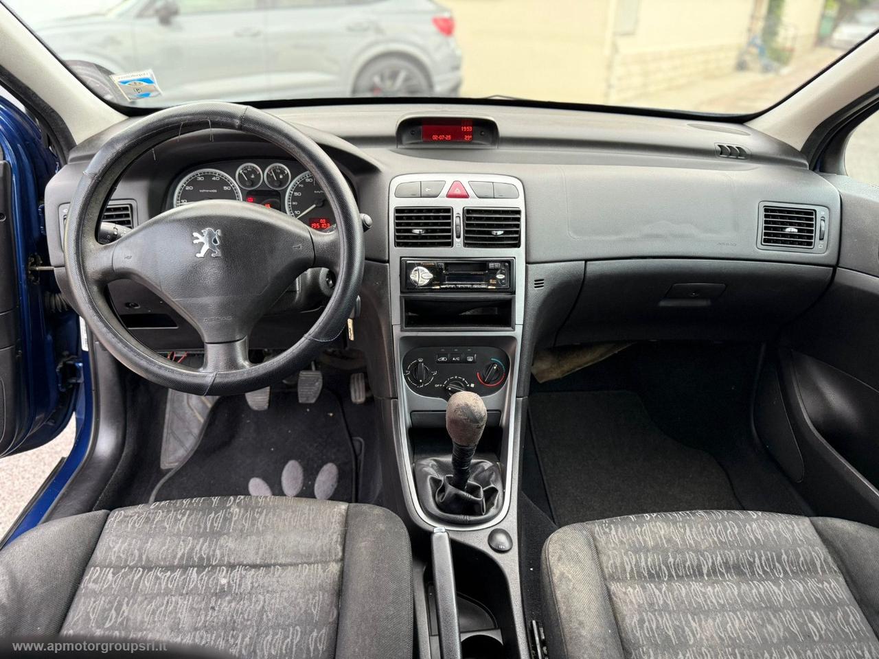 PEUGEOT 307 1.4 5p. XR
