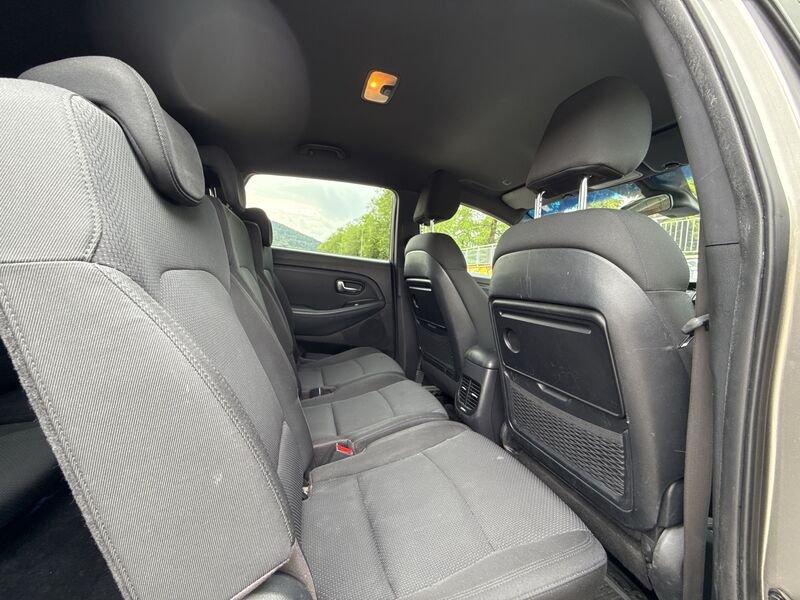 Kia Carens 1.7 CRDi 115CV Class 7 Posti