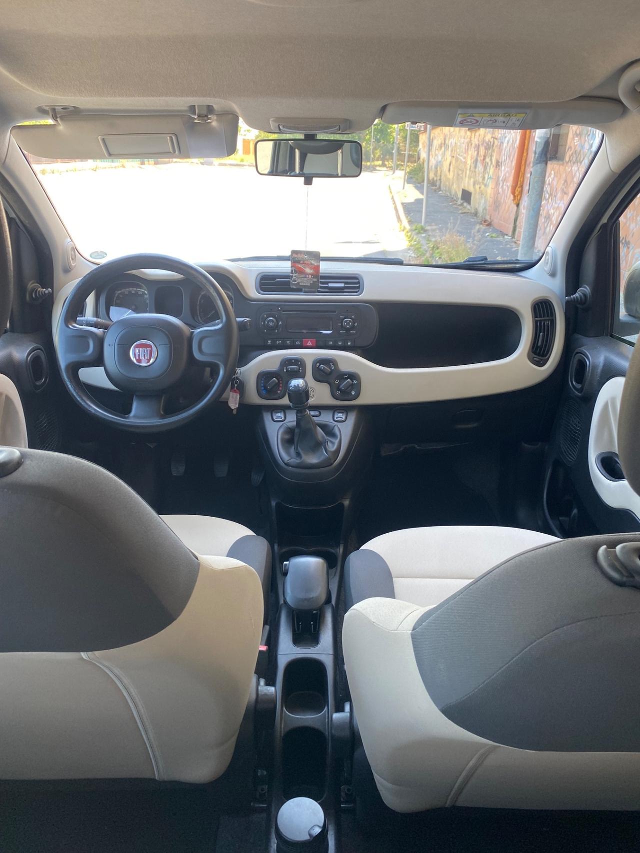 Fiat Panda Natural Power 2016 Lounge Full