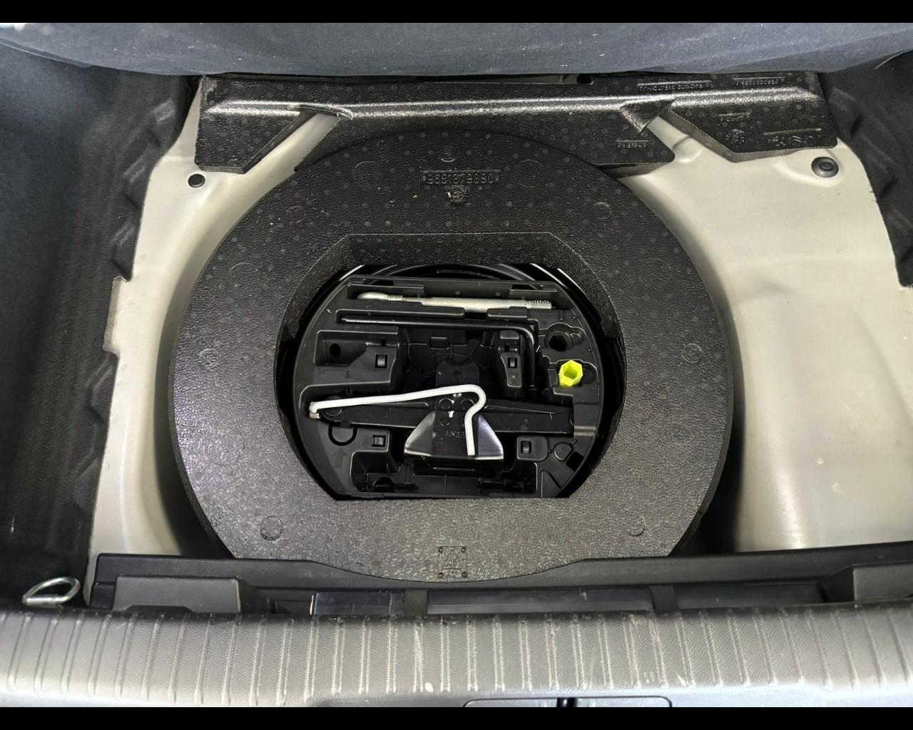 DS DS3 2023 - DS3 1.2 puretech Opera 130cv auto