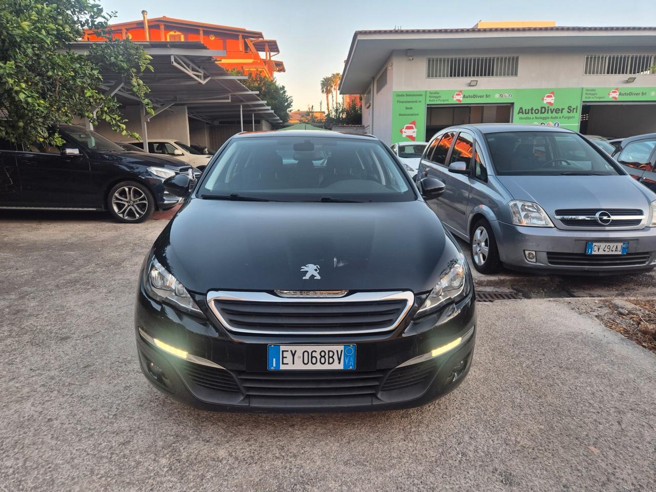 Peugeot 308 1.6 e-HDi 115 CV Stop&Start Active