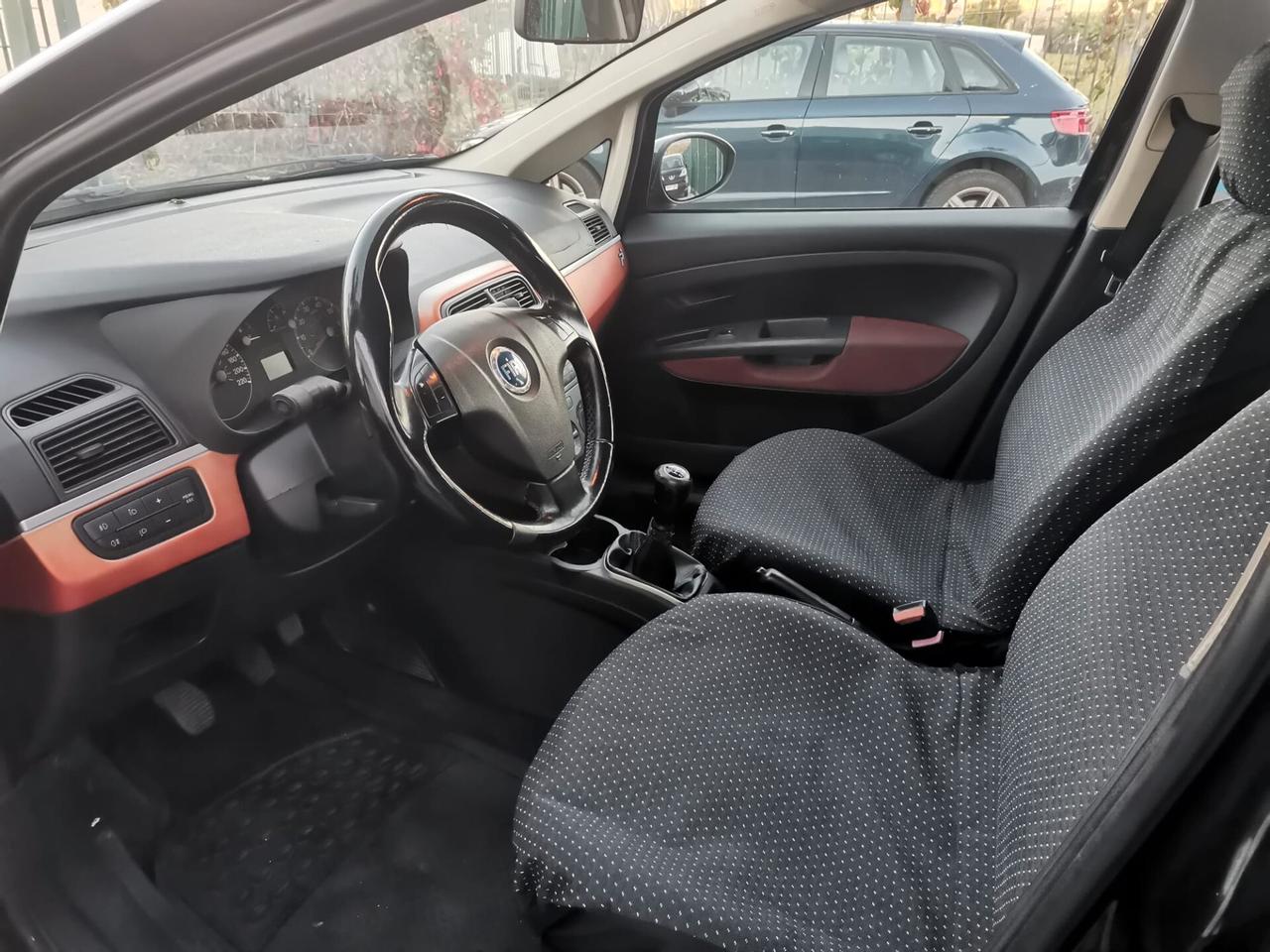 Fiat Grande Punto 1.3 MJT 75 CV 5 porte Dynamic