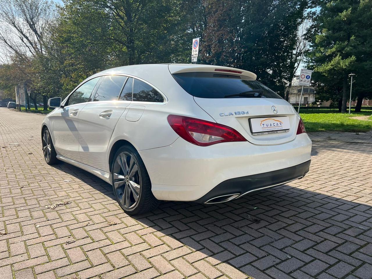 Mercedes-Benz CLA 180 Sport CLA 180 D Shooting Brake