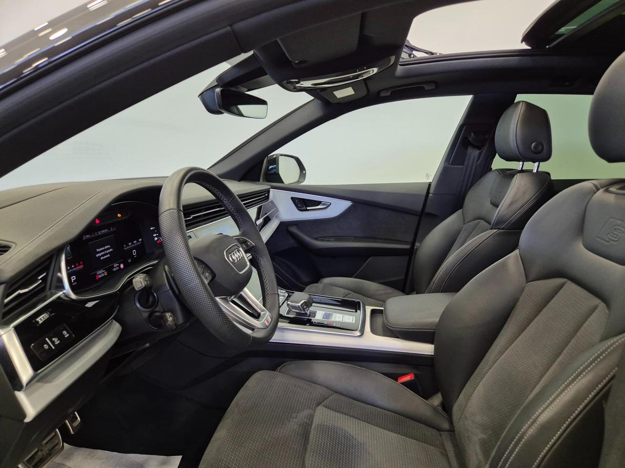 Audi Q8 3.0 tdi mhev S line edition quattro 286cv Tetto Panor. Fari Matrix