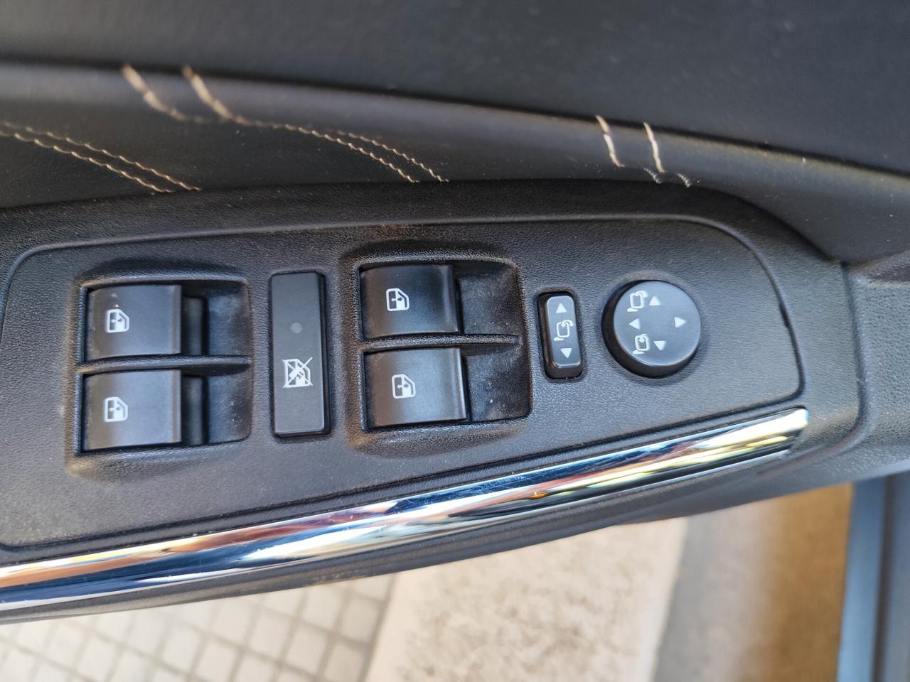 Lancia Delta 2.0 MJT 165CV PLATINO TETTO PELLE