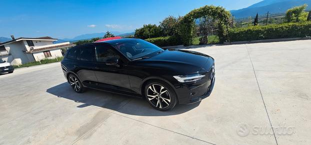 Volvo v60 (2018-->) - 2021