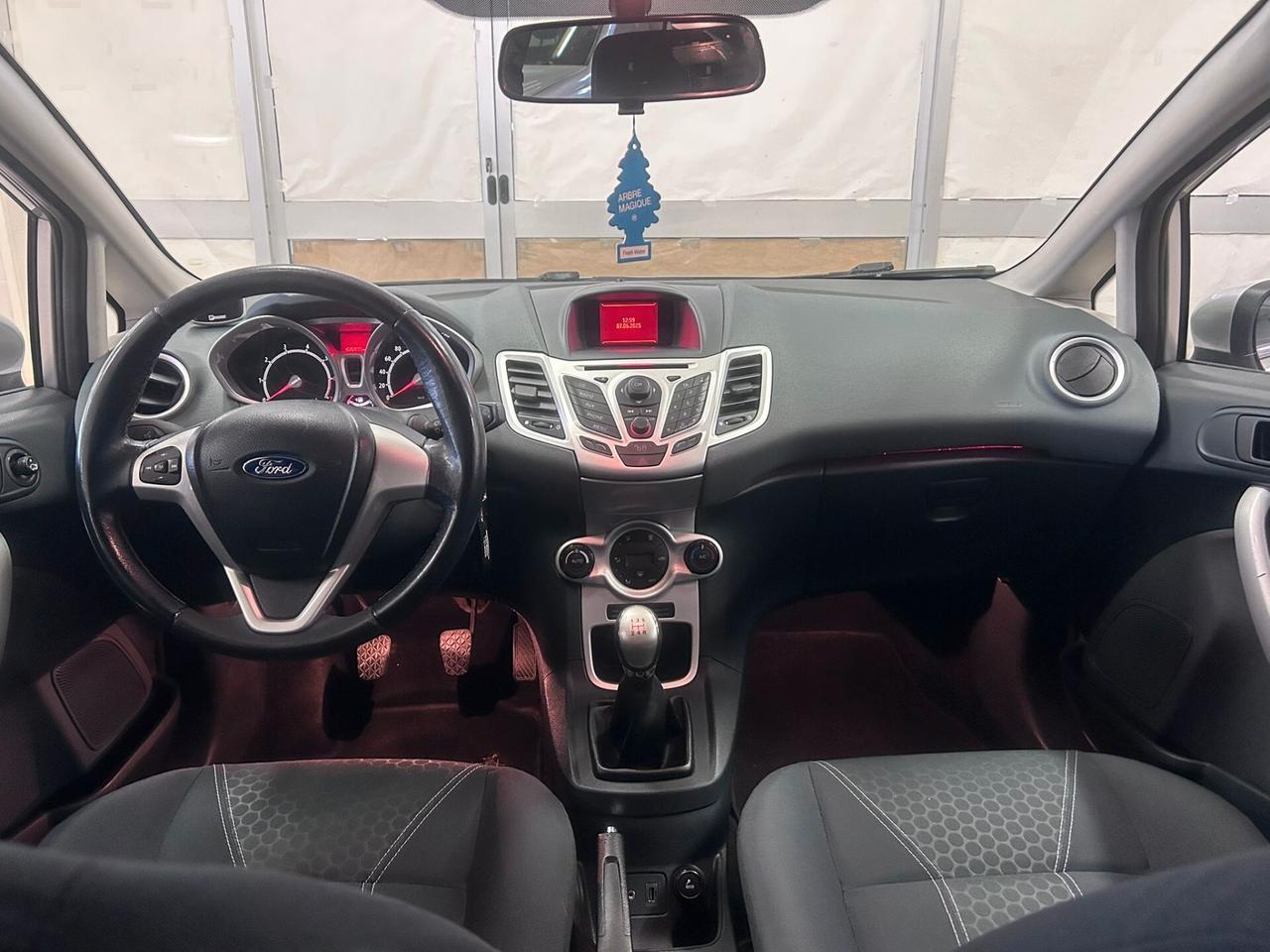 Ford Fiesta 1.2 82 CV 5 porte Titanium