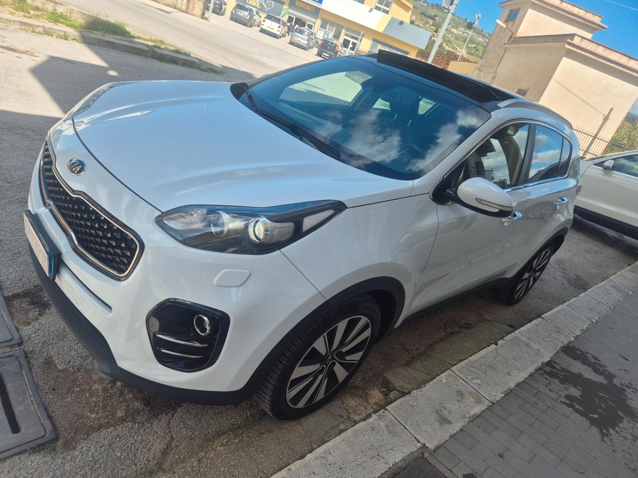 KIA SPORTAGE 1.7 115 CV TETTO APRIBILE XENON KM CERTIF