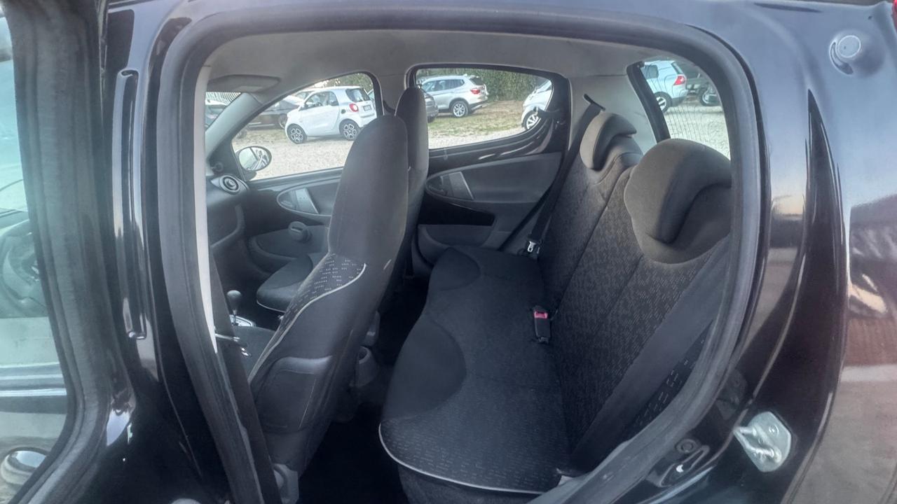 Peugeot 107 1.0 68CV 3p. Allure 2Tronic