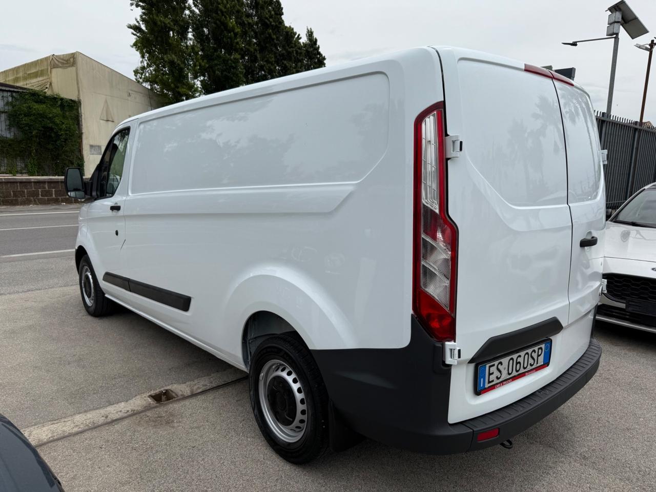Ford Transit Custom 2.2 Diesel Passo Lungo