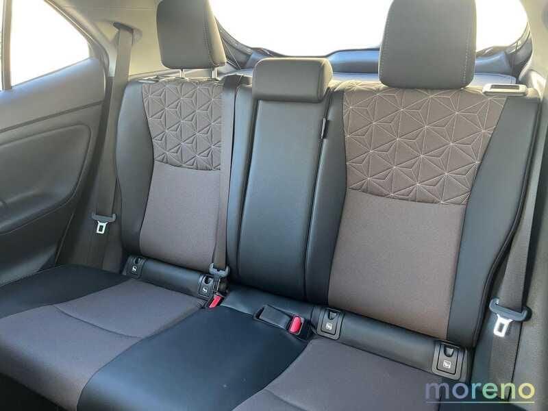 Toyota Yaris Cross 1.5h Lounge fwd 130 CV e-cvt