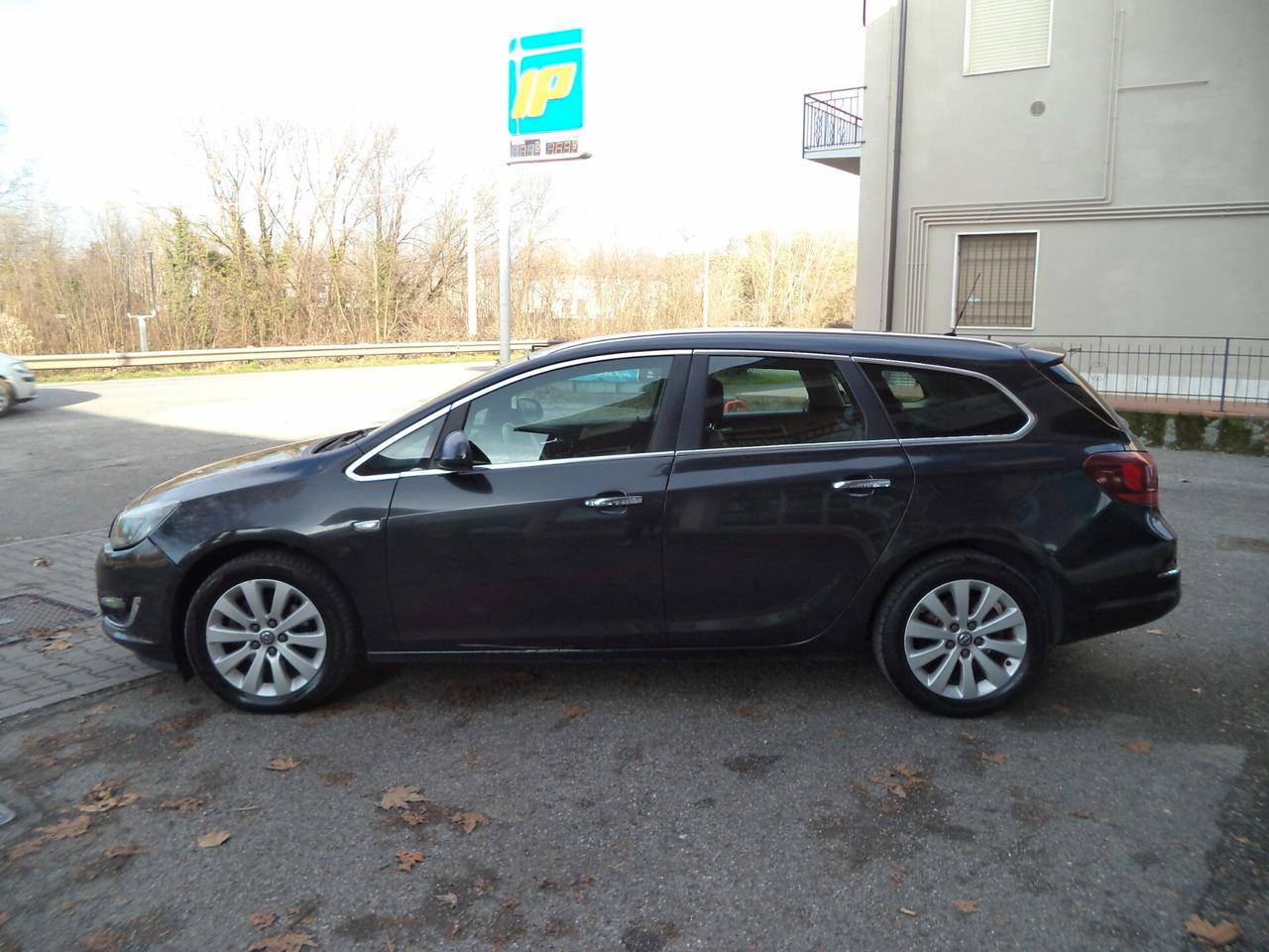 Opel Astra 1.7 CDTI 110CV Sports Tourer Cosmo EURO 5