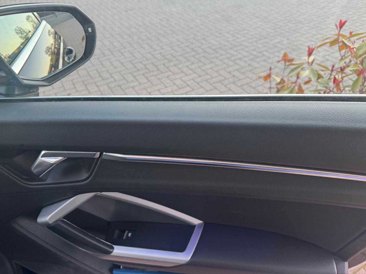 Audi Q3 Business Advanced 2.0 35 TDI  #10142