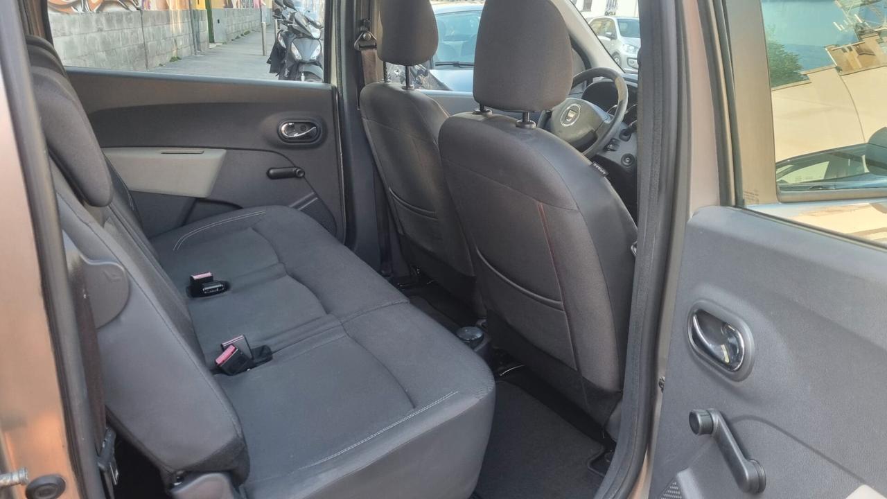 Dacia Lodgy 1.5 dCi 8V 90CV 5 posti Lauréate