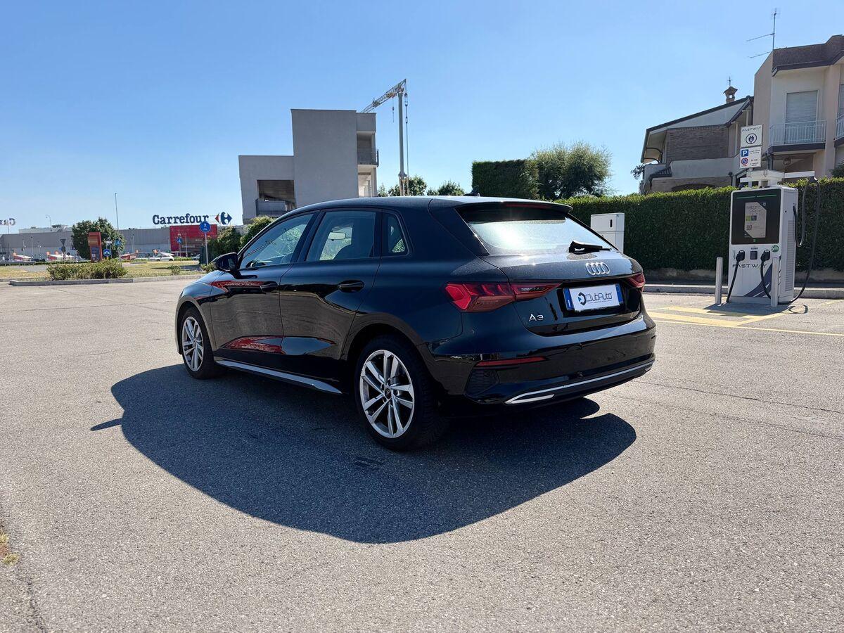 Audi A3 Sportback 35 1.5 tfsi Business Advanced