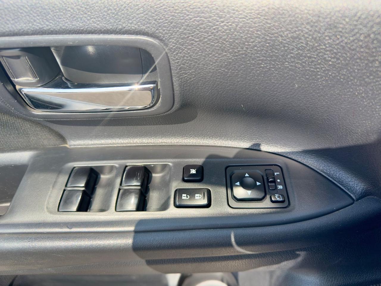 Mitsubishi Outlander 2.2 DI-D Clear Tec Intense #5766