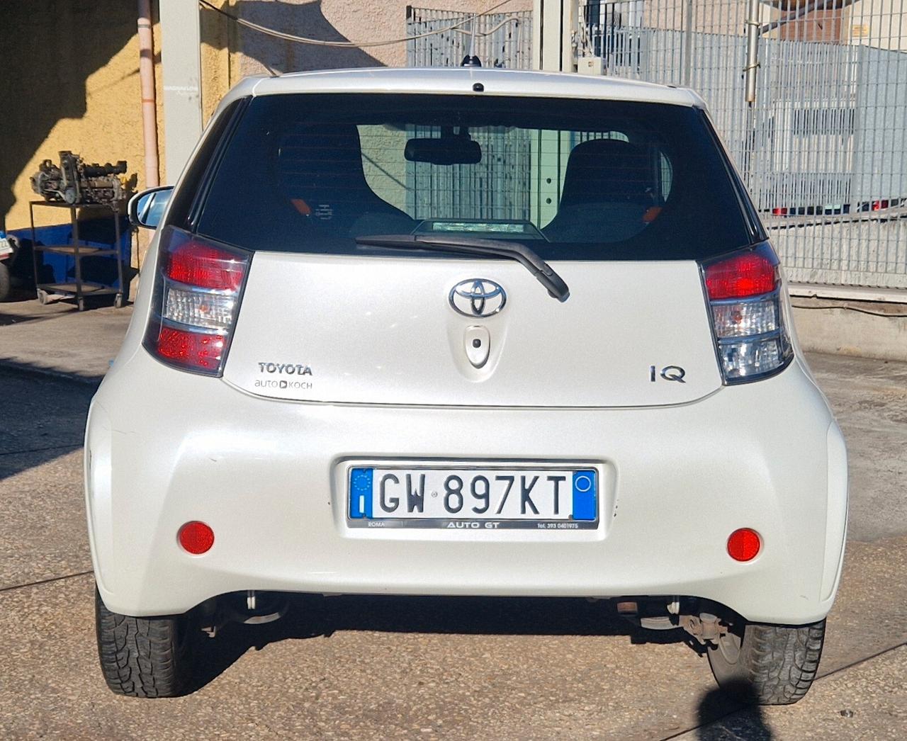 Toyota iQ 1.0 Sol