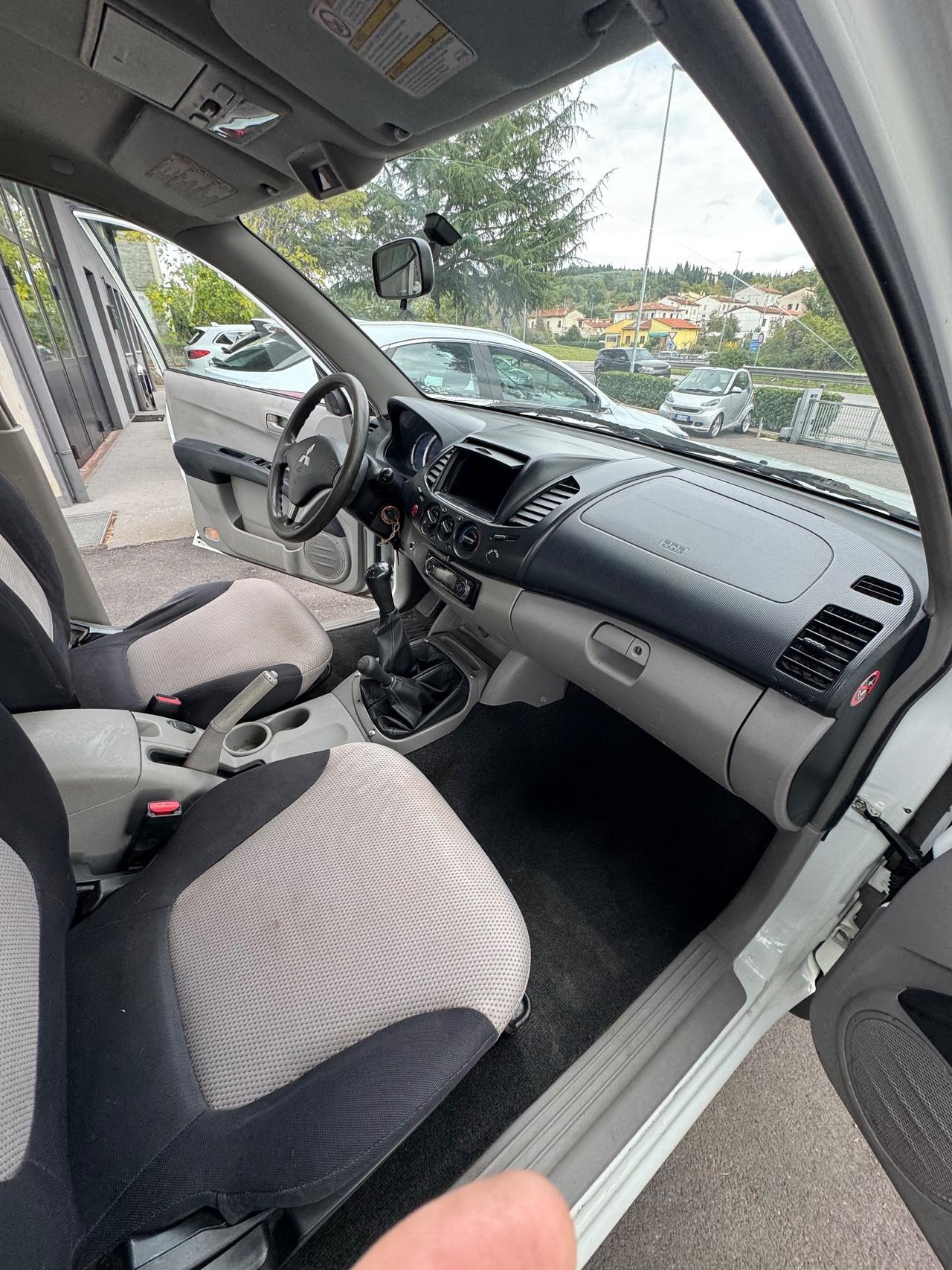 Mitsubishi L200 2.5 DI-D/136CV Double Cab Intense