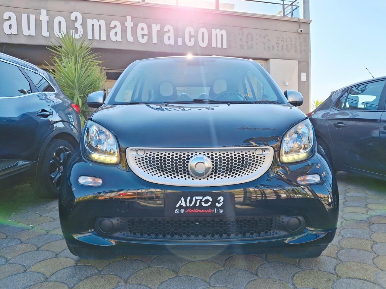 Smart ForTwo 1000 62 kW coupé passion