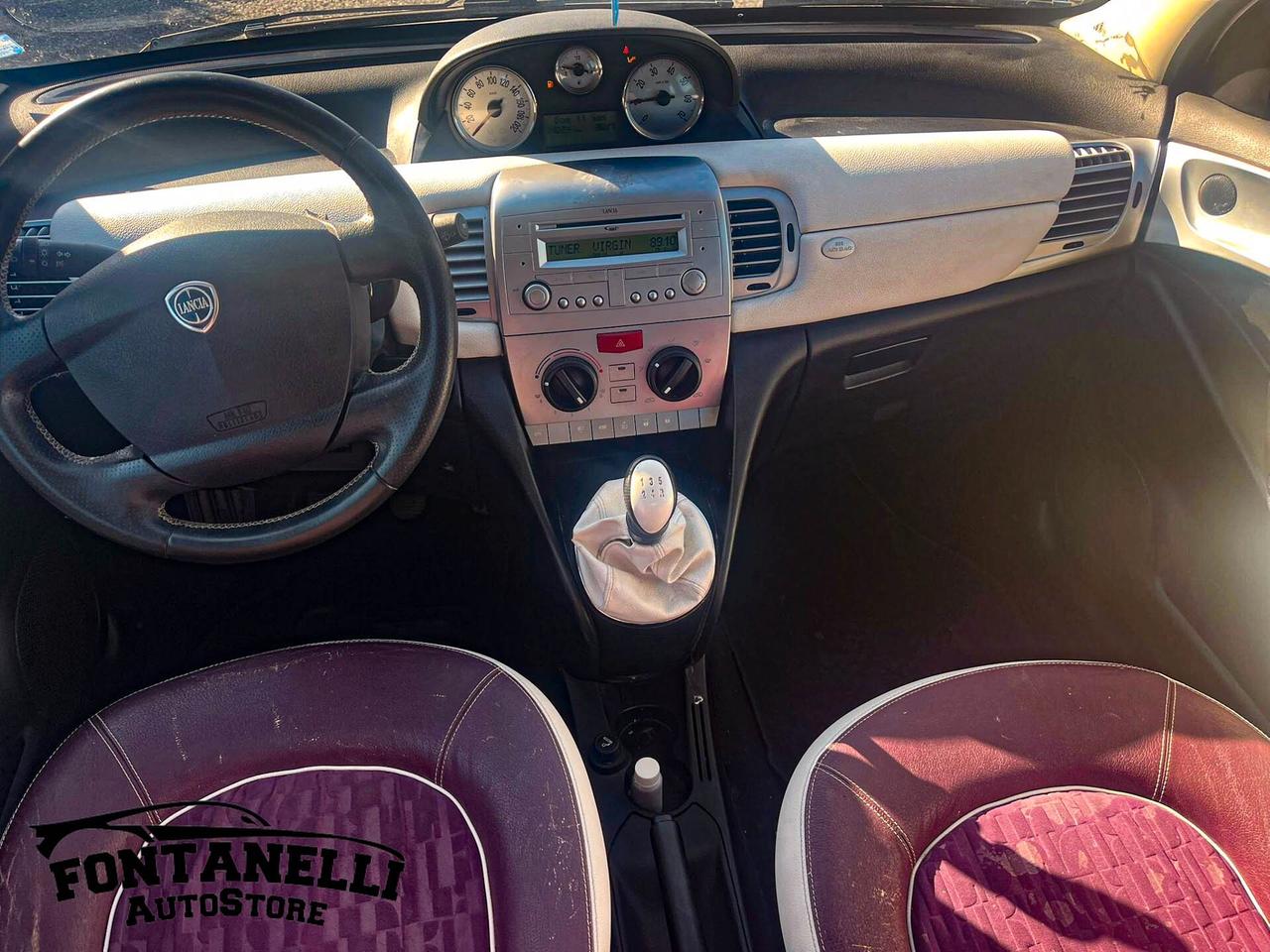 Lancia Ypsilon 1.2 Versus