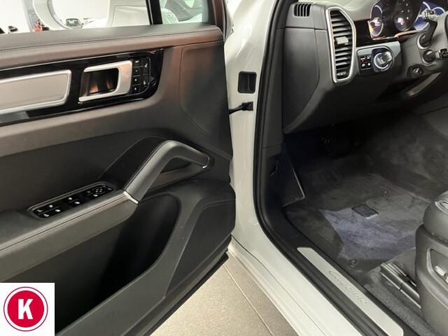 Porsche Cayenne 3.0 V6