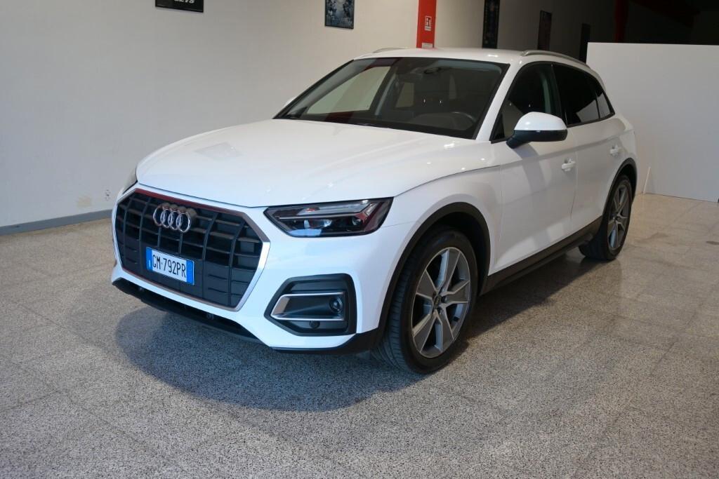 AUDI Q5 35 TDI 163CV S TRONIC BUSINESS ( FARI LED - VIRTUAL COCKPIT - AMBIENT LIGHTS - CRUISE - CLIMA TRIZONA - NAVI - MIRROR - PDC - TELECAMERA POST. - CERCHI 20 )