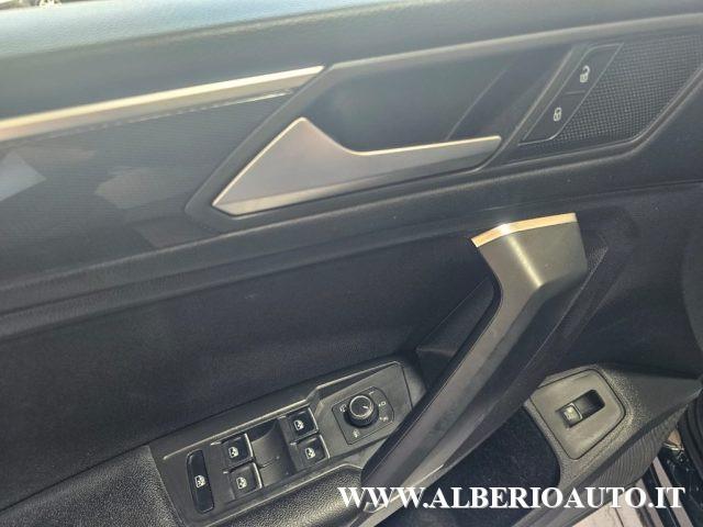 VOLKSWAGEN Tiguan 2.0 TDI 150 CV ALLSPACE DSG R-Line 7 posti