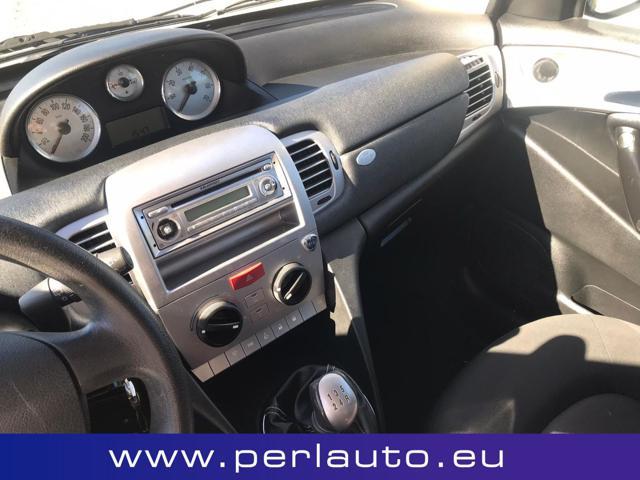 LANCIA Ypsilon 1.2 69 CV Diva MOTORE REVISIONATO
