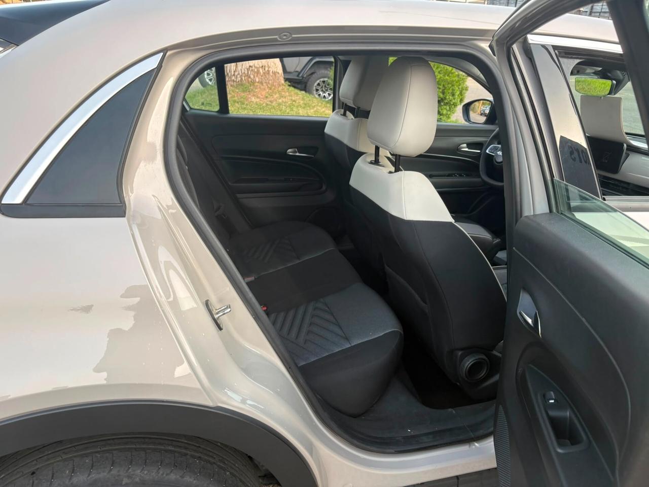 Fiat 600 Hybrid 100 CV DCT MHEV La Prima