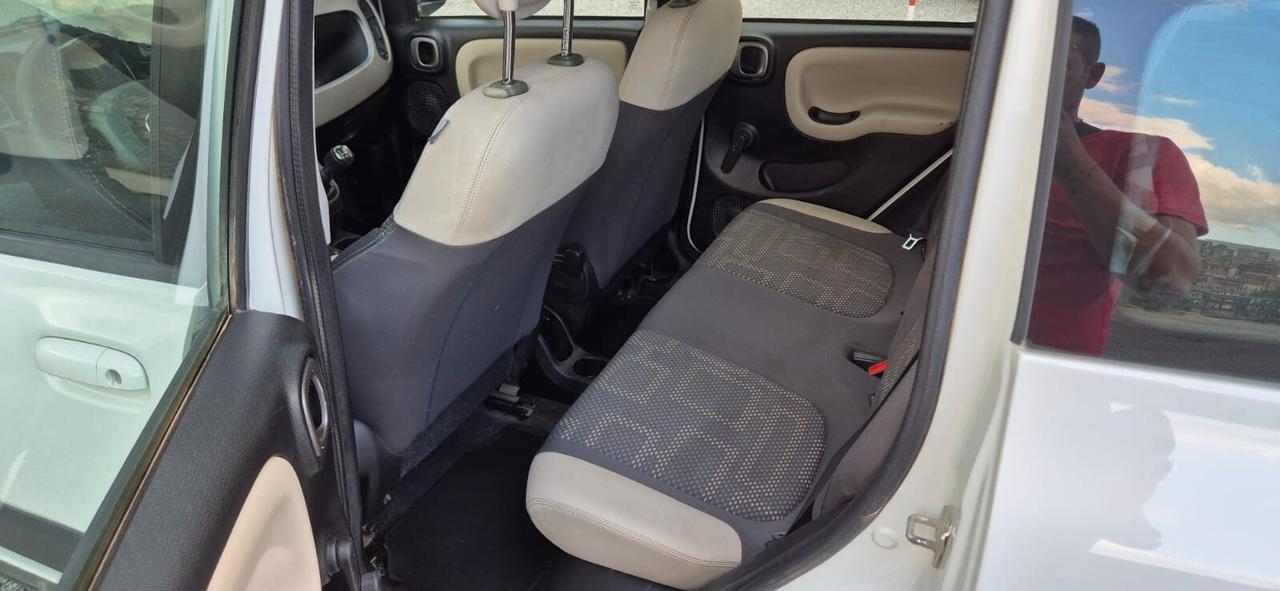 Fiat Panda 1.3 MJT 75cv Trekking- 2014- Iva detraibile